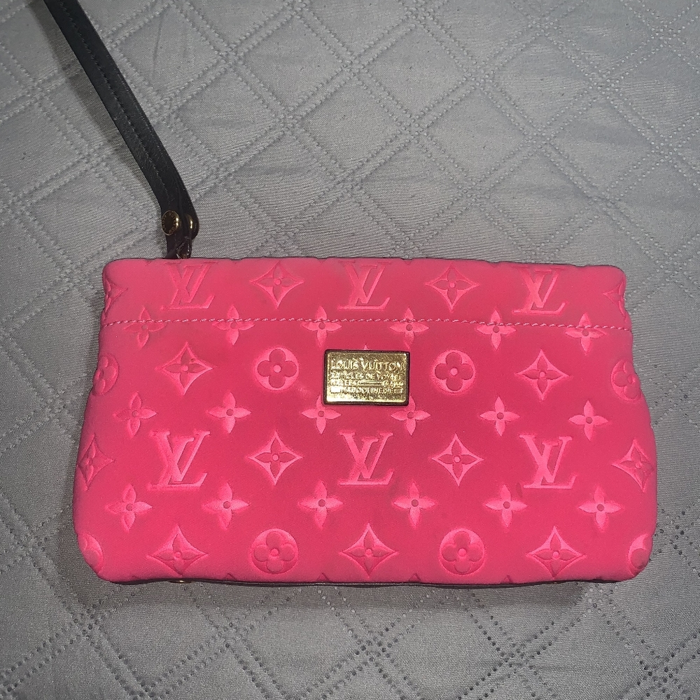 Louis Vuitton Monogram Scuba Clutch